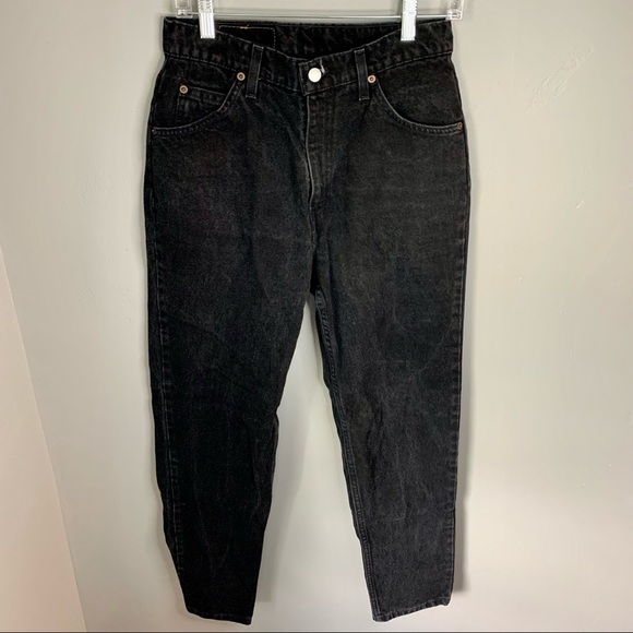 Vintage Levi's Orange Tab High Waisted Mom Jeans - Picture 4 of 9